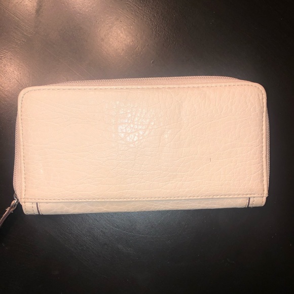 Jessica Simpson Cream colored wallet - Picture 3 of 5
